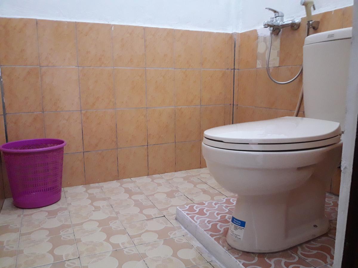 The Teuz B&B Labuan Bajo Esterno foto